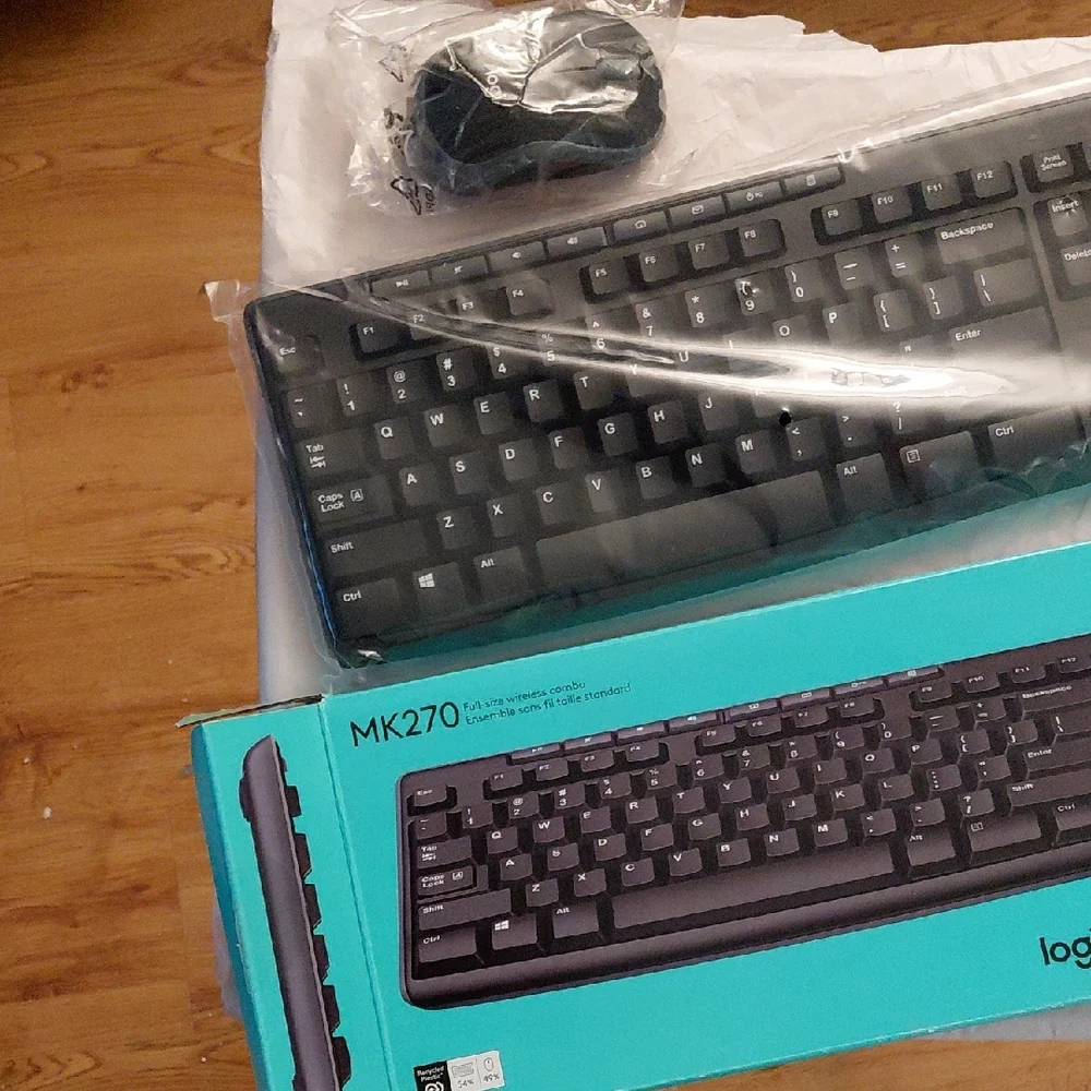 Logitech MK270 Wireless Keyboard and Mouse Combo - Black
